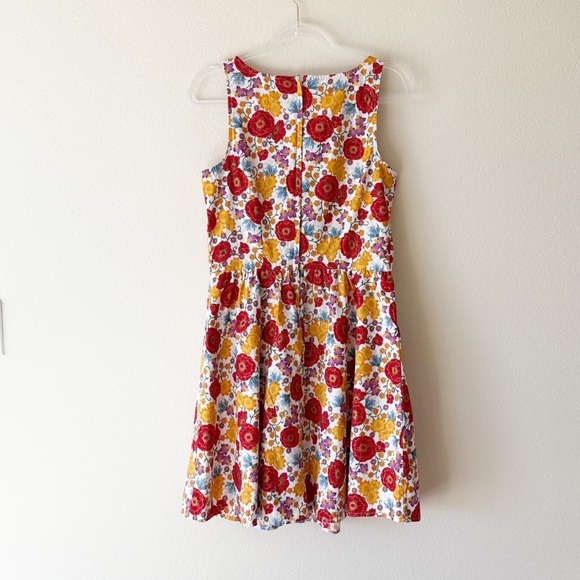 Retrolicious Retro Floral Fit and Flare Dress - Picture 6 of 10